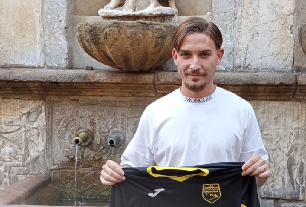Il centrocampista Francesco Biondo è della Supergiovane Castelbuono