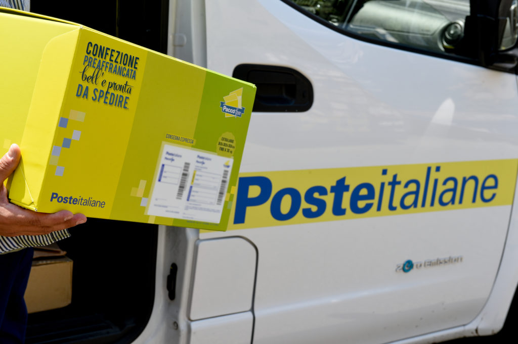 Poste Italiane: volano i pacchi e-commerce :con l’inizio dei saldi oltre 500mila consegne in Sicilia