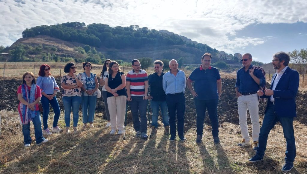 Gangi, inaugurato giardino della biodiversita’ con 200 alberi di frutti antichi