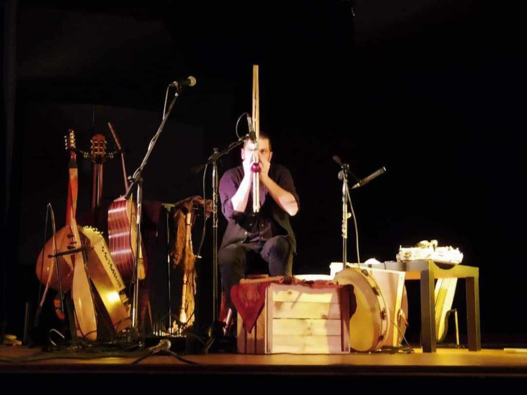 Michele Piccione chiude la VII edizione di Roccamaris con il suo “Sound(E)scapes”
