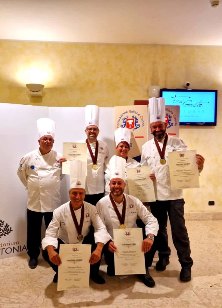 Il gratterese Angelo Matassa riceve a Roma la prestigiosa onorificenza dei Collari Collegium Cocorum