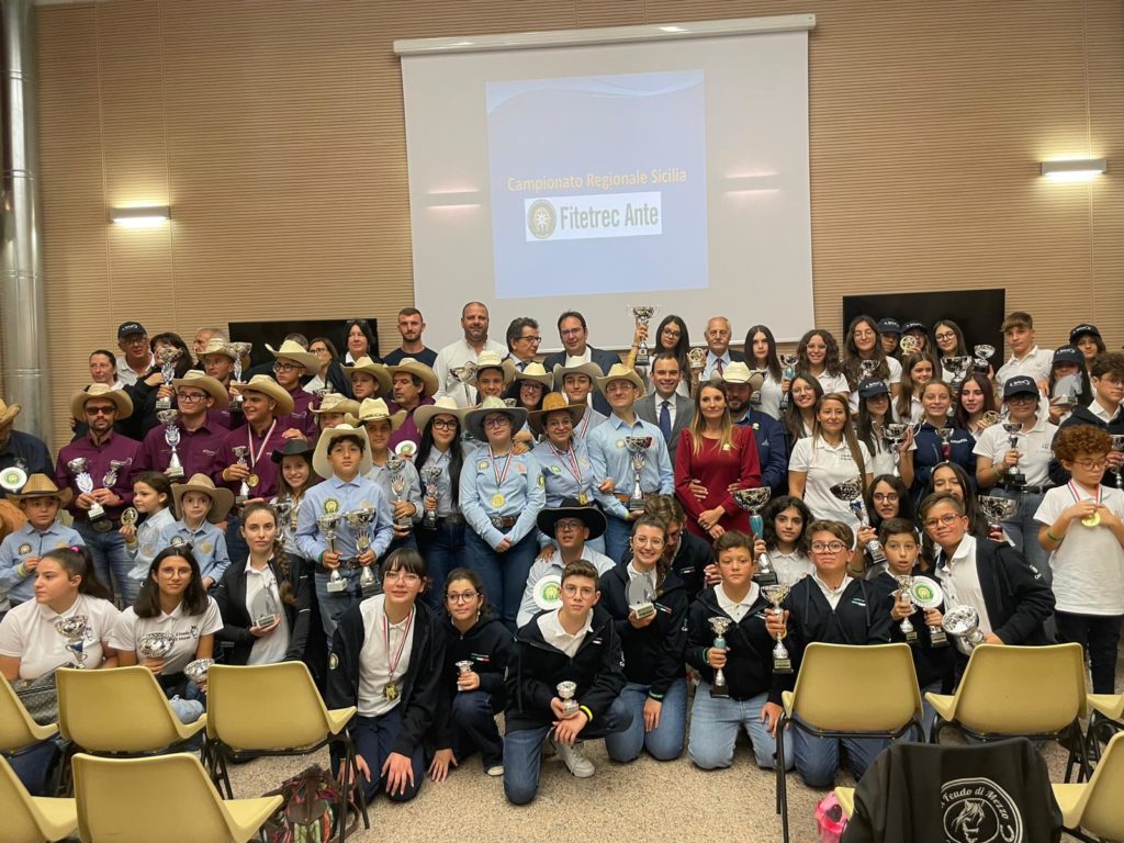 Turismo equestre, a Gangi consegnati i premi del campionato regionale gimkana veloce e western