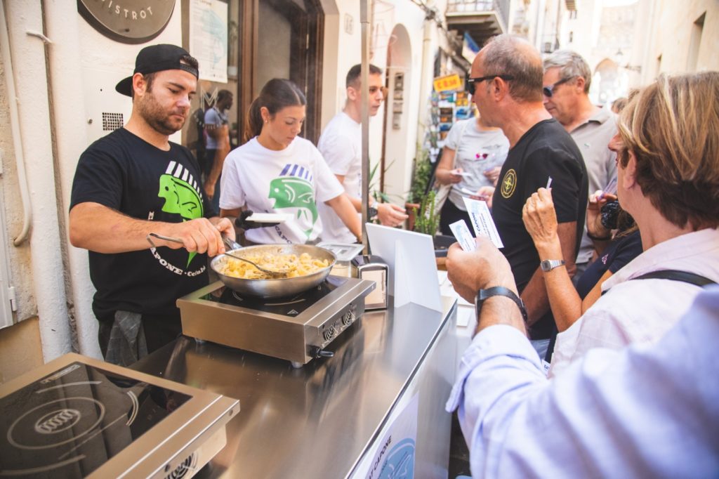 Via Mandralisca, 20 – 22 ottobre. Torna a Cefalù “Eat Capone”
