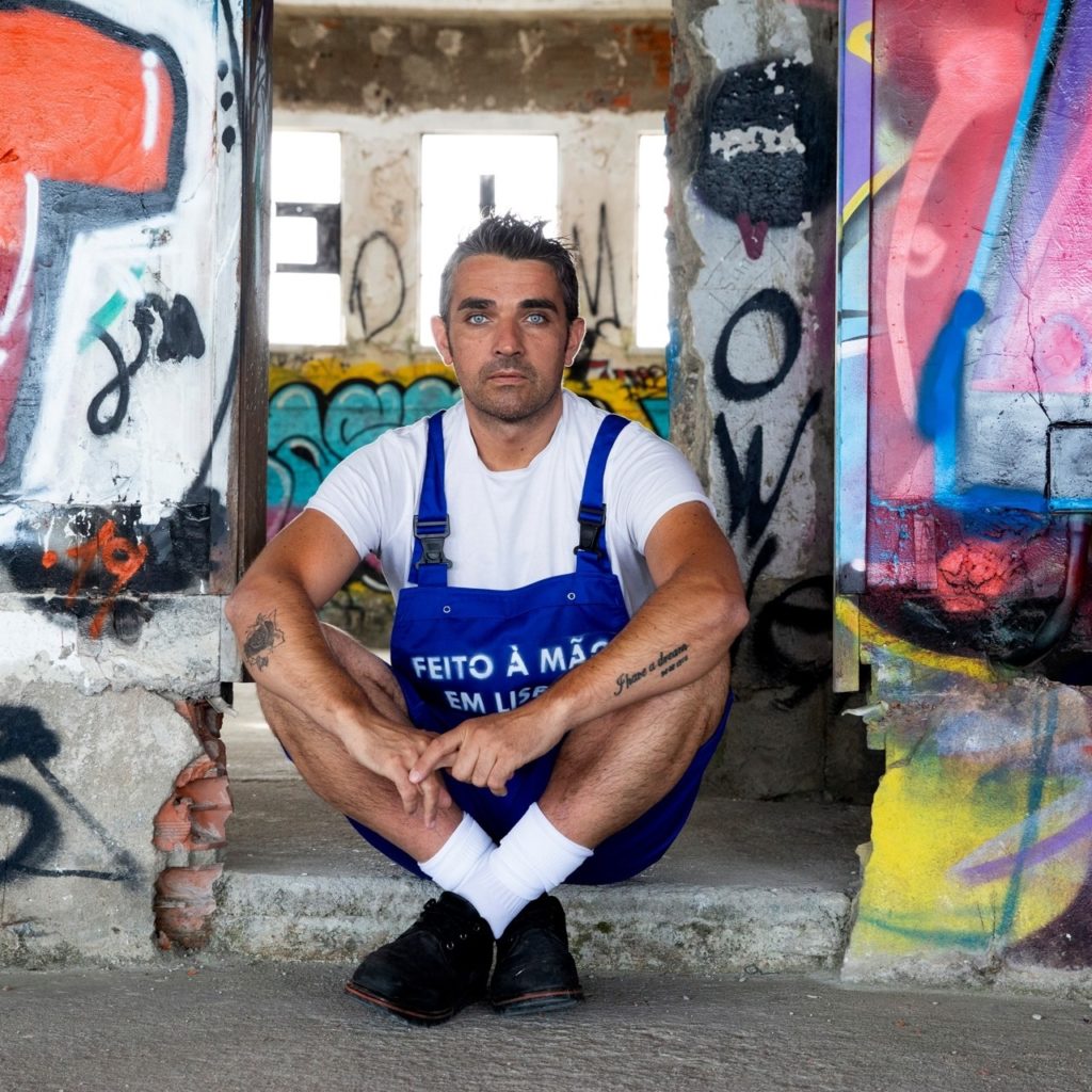 Al Bastione  di Cefalù in mostra gli skateboard di Giuseppe Rogato