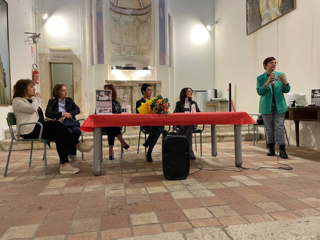 “Io barcollo ma non mollo!”, il tour di Roberta Sparacello a Petralia Soprana