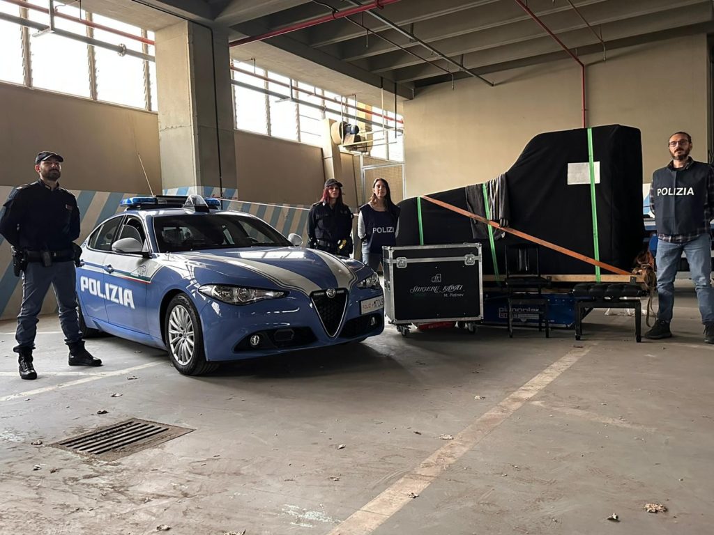 Serata danzante non autorizzata, denunciato l’organizzatore