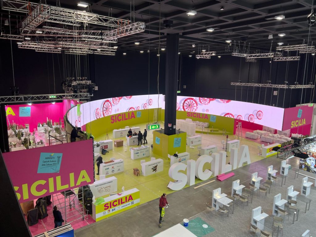 Turismo, Regione da domani alla Bit con stand di mille metri quadrati