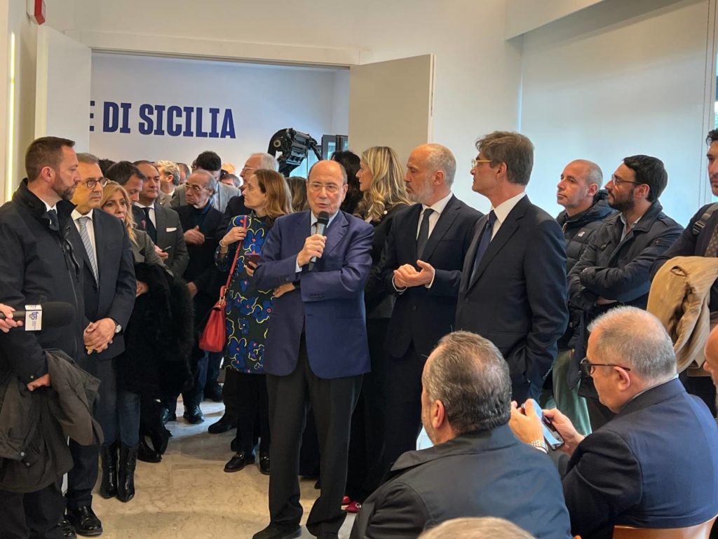 Giornale di Sicilia, Schifani nella sede rinnovata: «Auguri ad azienda che ha colto la sfida della modernizzazione»