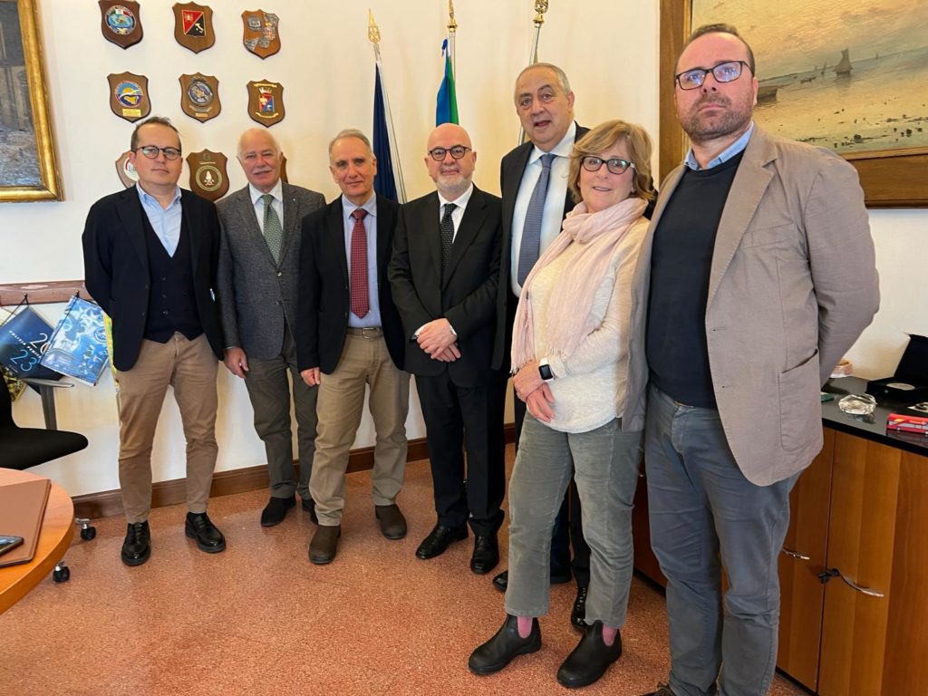 Uffici stampa, Lagalla apre a Figec Cisal