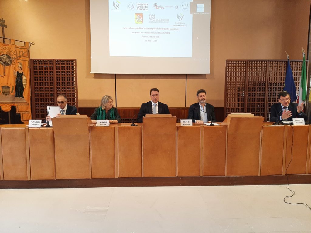Unimpiego. Urgente richiesta di ingegneri e tecnici per le rinnovabili