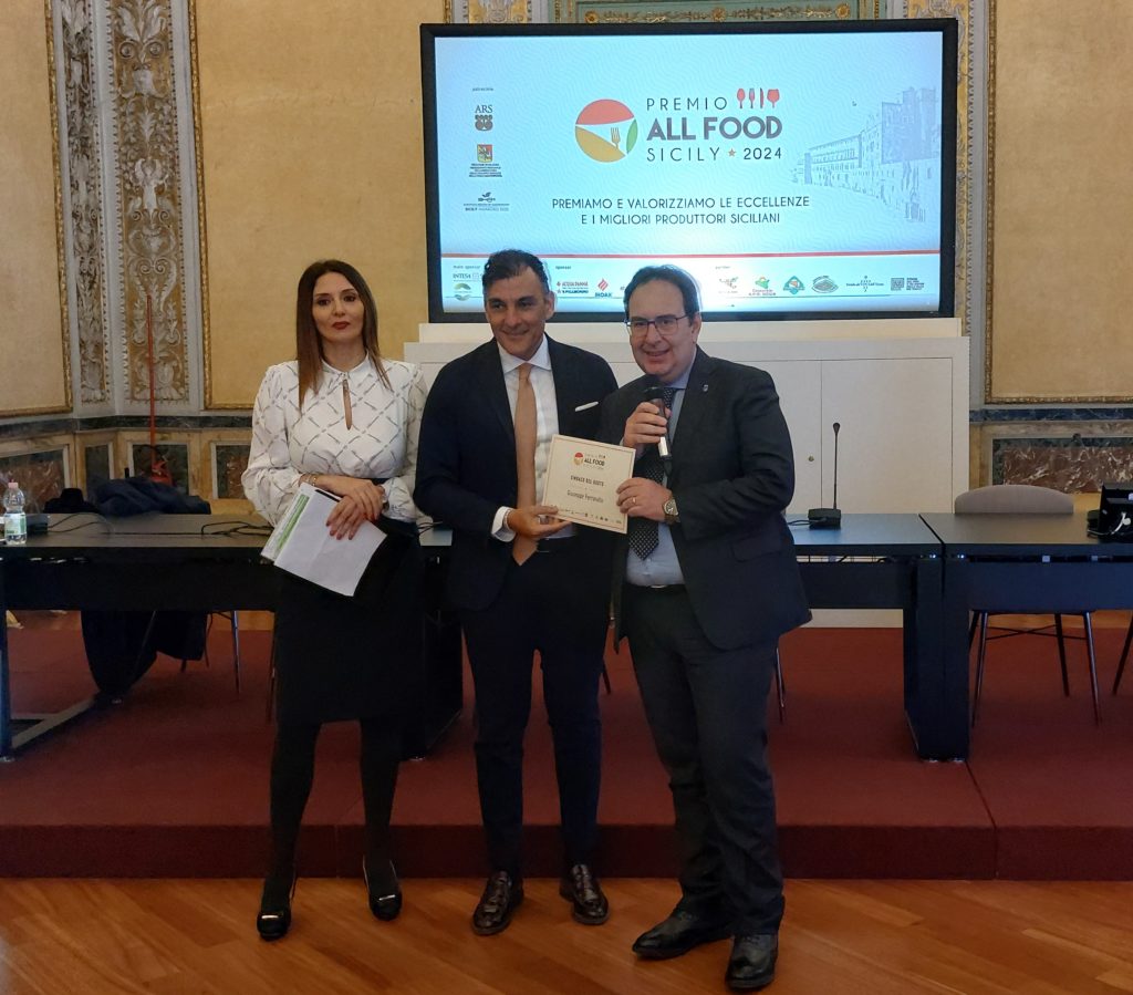 Gangi,a Ferrarello il premio di All food Sicily 2024 “Sindaco del gusto”
