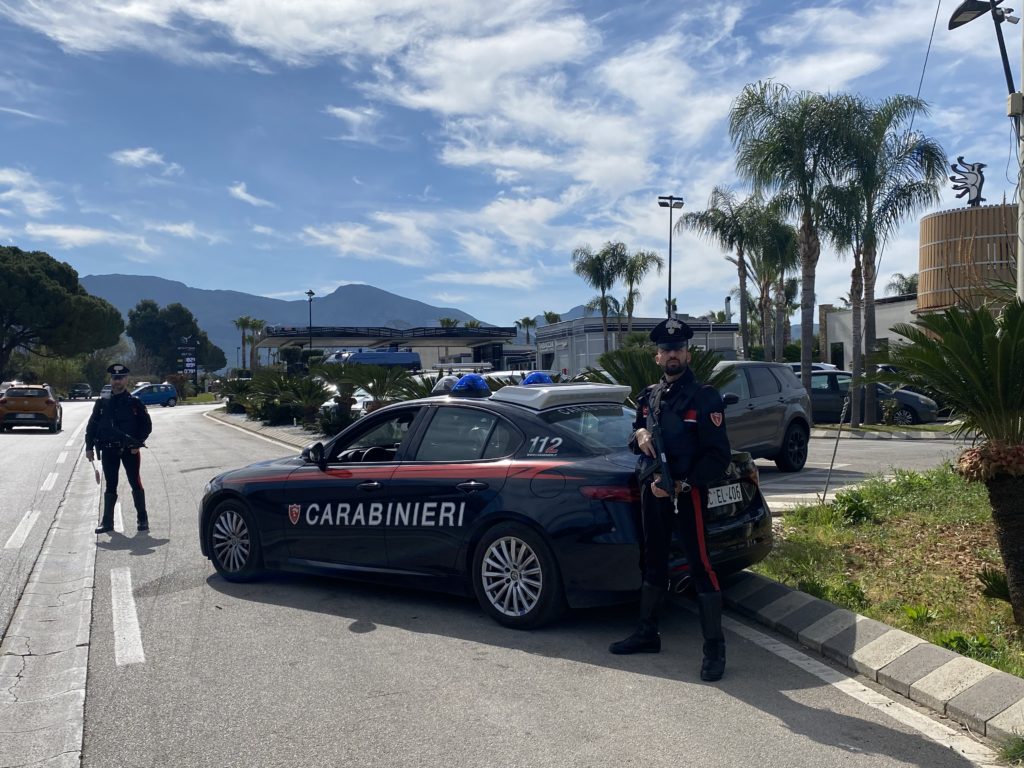 Partinico, 8 arrestati e 3 interdetti dai pubblici uffici per corruzione