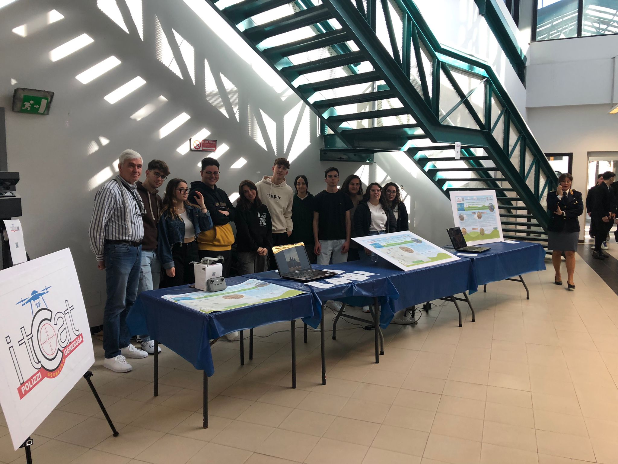 Gli alunni dell’ITCAT di Polizzi Generosa presenti ad Esperienza inSegna