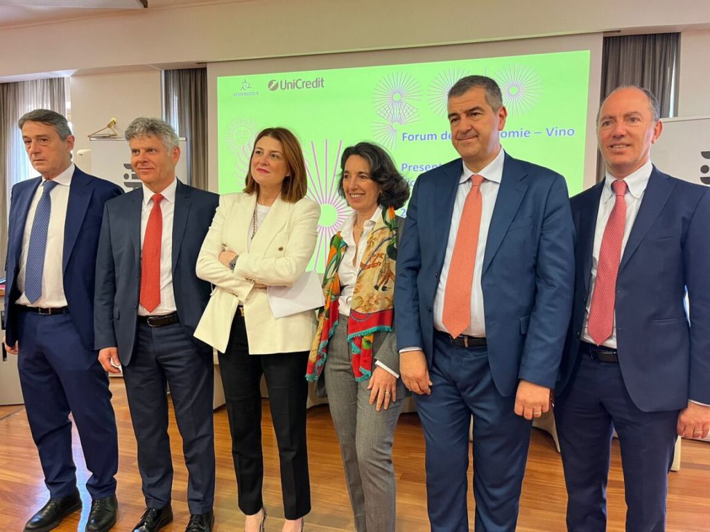 Nomisma – Unicredit: La Sicilia secondo vigneto d’Italia. A Cefalù l’edizione 2024 di “Sicilia en Primeur”