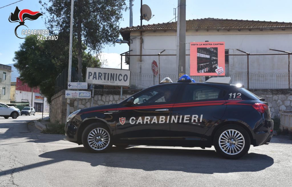 TENTA DI CORROMPERE I CARABINIERI PER NON SOTTOPORSI ALL’ETILOMETRO