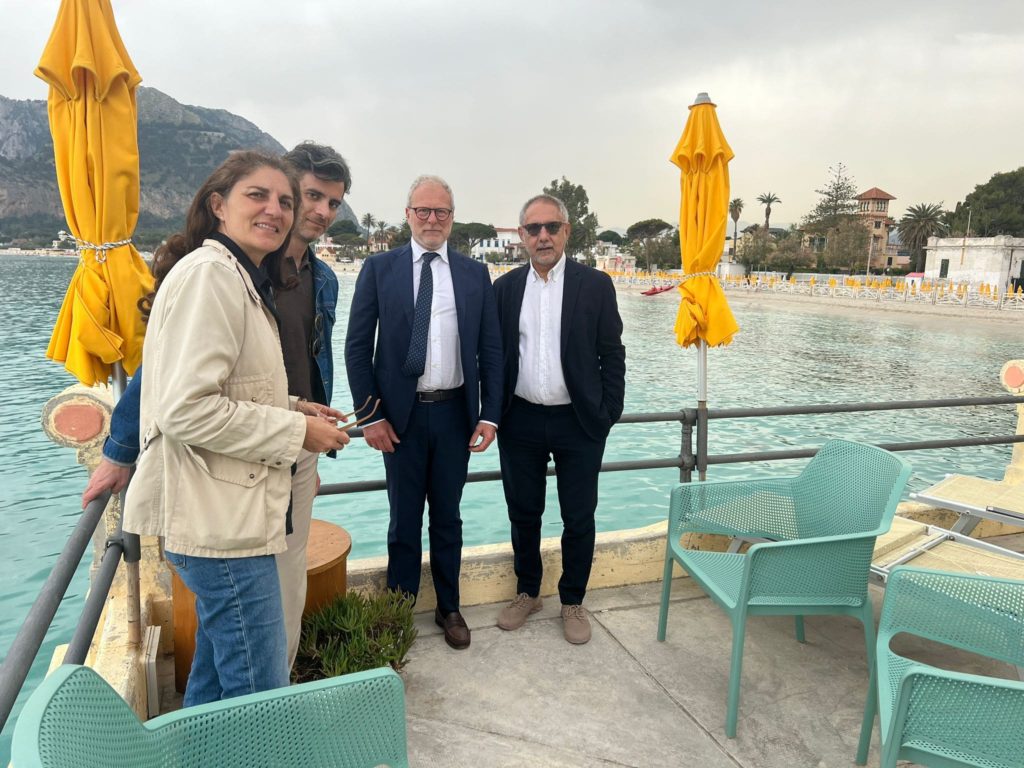 Disabilità. In Sicilia 10 nuovi lidi senza barriere