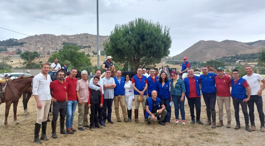 Gangi,più di cento partecipanti al raduno delle Associazioni Ippiche di Sicilia