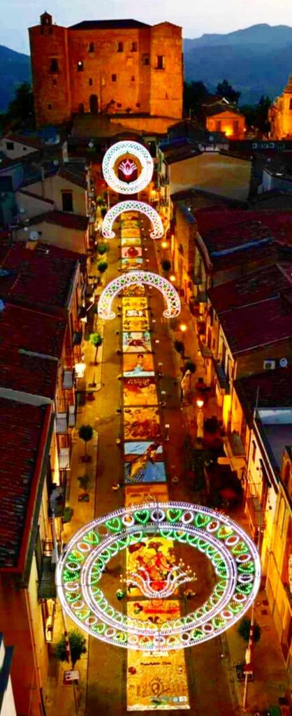Successo della XVI edizione dell’Infiorata di Castelbuono dedicata ai Florio
