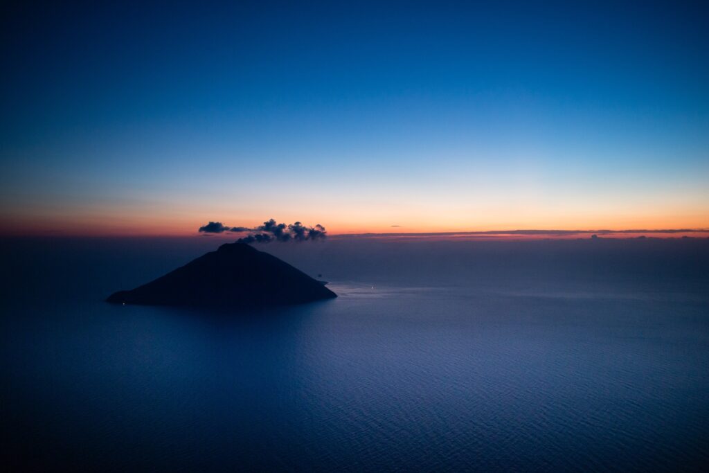 Eruzione a Stromboli,urge un fondo regionale a sostegno delle attività turistiche e produttive
