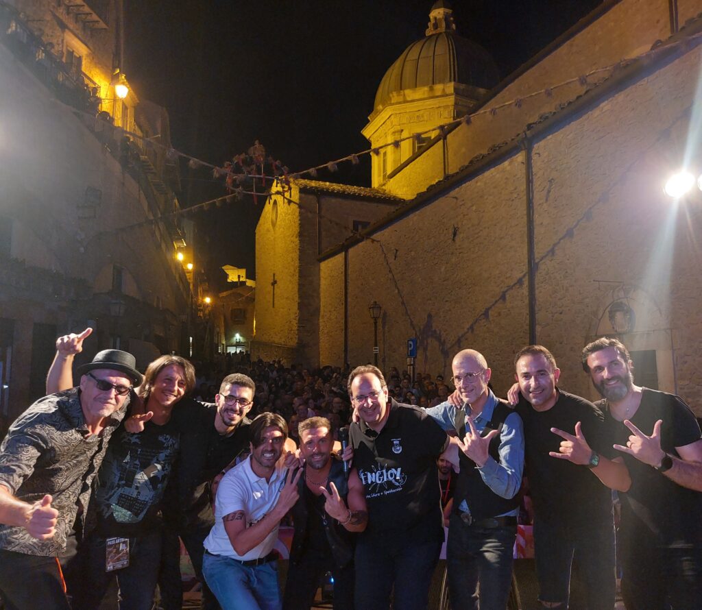 Gangi, bagno di folla per la Notte Bianca