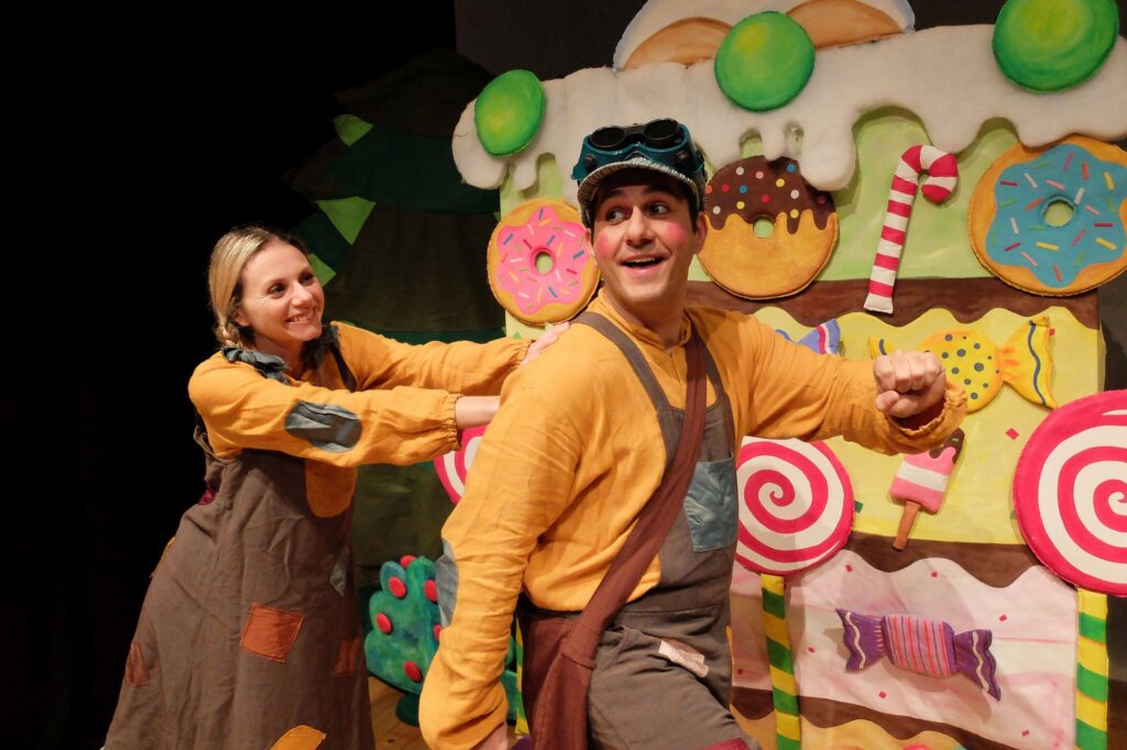 Teatro per ragazzi al Castello di Roccella: “Hansel, Gretel e il segreto della strega”