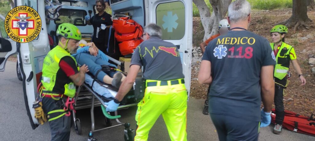 CLIMBER PRECIPITA DA 15 METRI