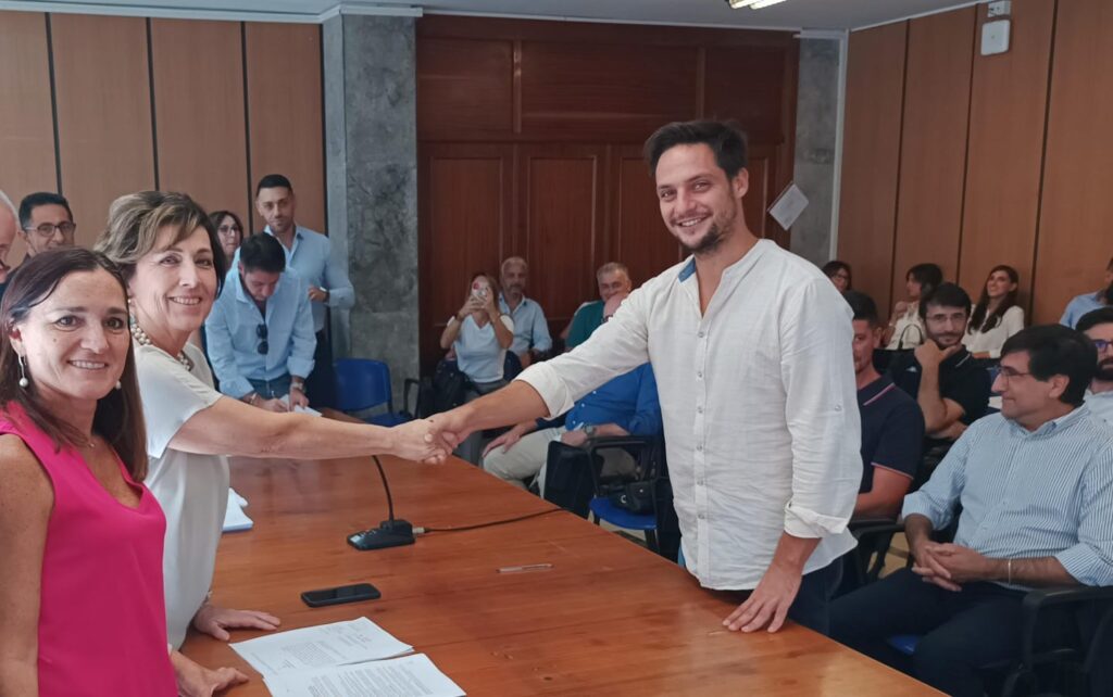 Asp, firma del contratto e immissione in servizio per i 53 vincitori del concorso di assistente informatico