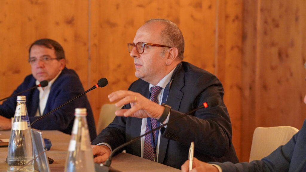 L’epatite C uccide ancora 19 persone al giorno in Italia e l’Hiv resta una pandemia dimenticata