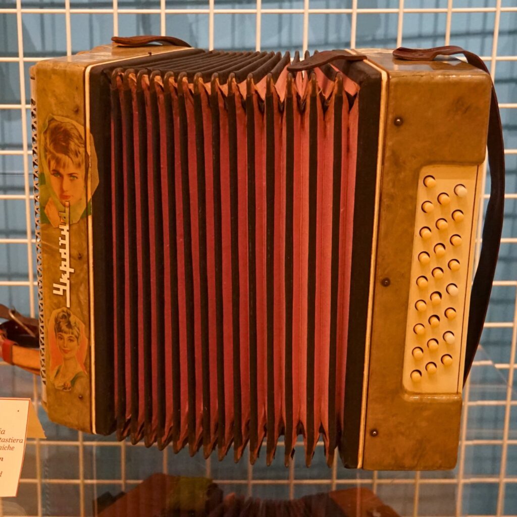 Il museo degli strumenti etnomusicali di Alcamo