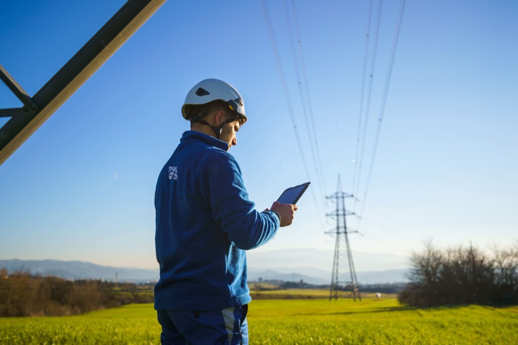 Terna,autorizzati i progetti di elettrificazione a Sacchitello e Partinico