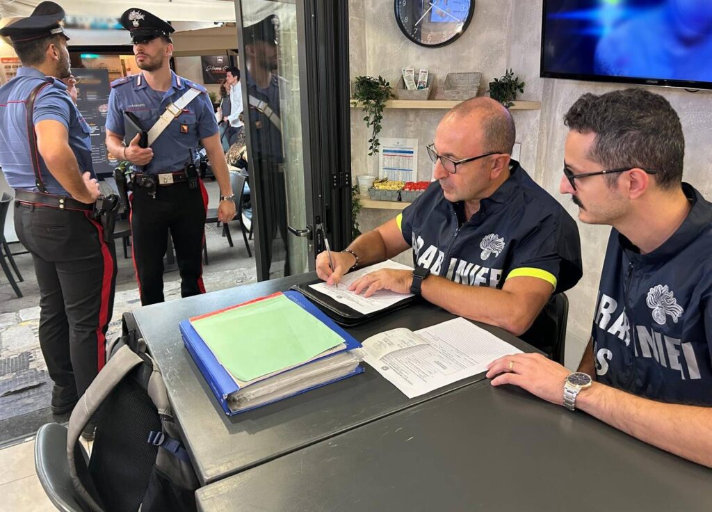 Carabinieri. Controlli nelle vie della movida. Sanzioni per 60 mila euro