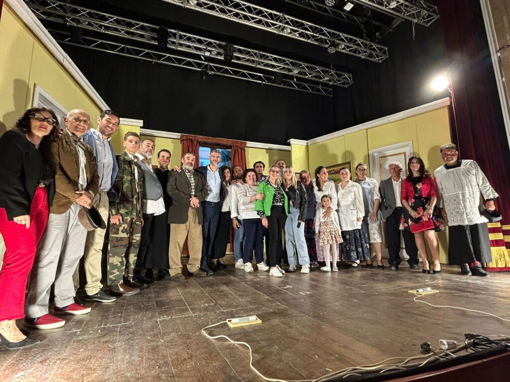 Triscele. Successo al Teatro Cicero per “Casa Nova… Vita Nova”