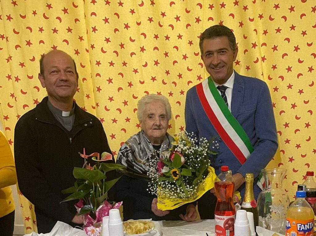 Geraci Siculo,103 candeline per la signora Giovanna Fazio,la più longeva del borgo