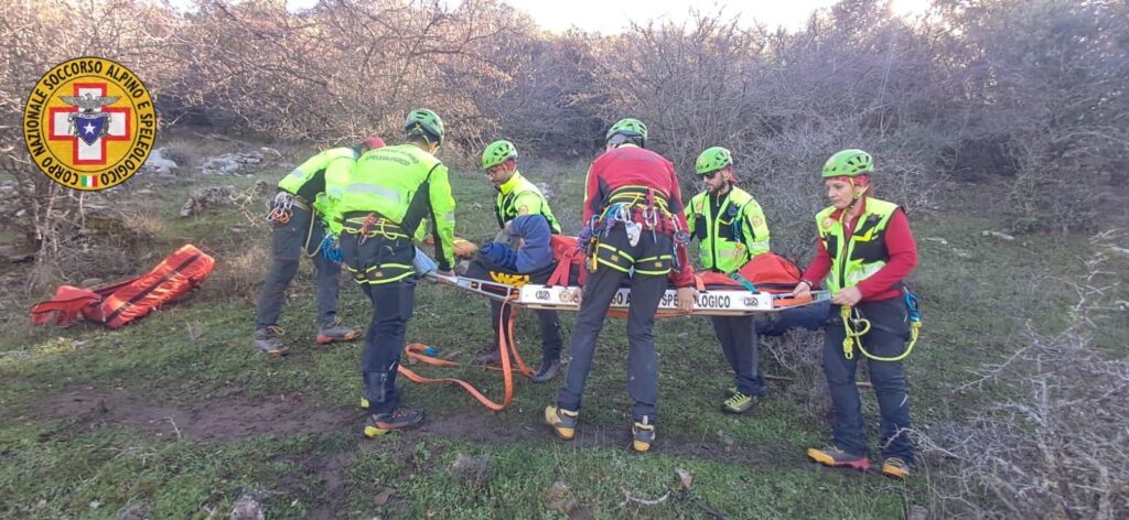 Castelbuono, soccorso fungaiolo infortunato