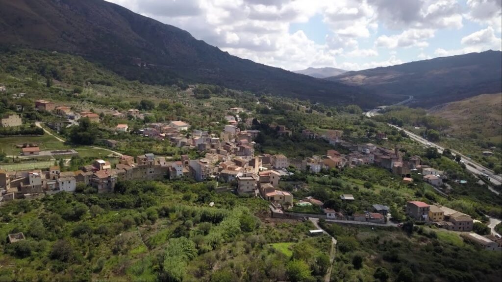 Sorvolando Scillato