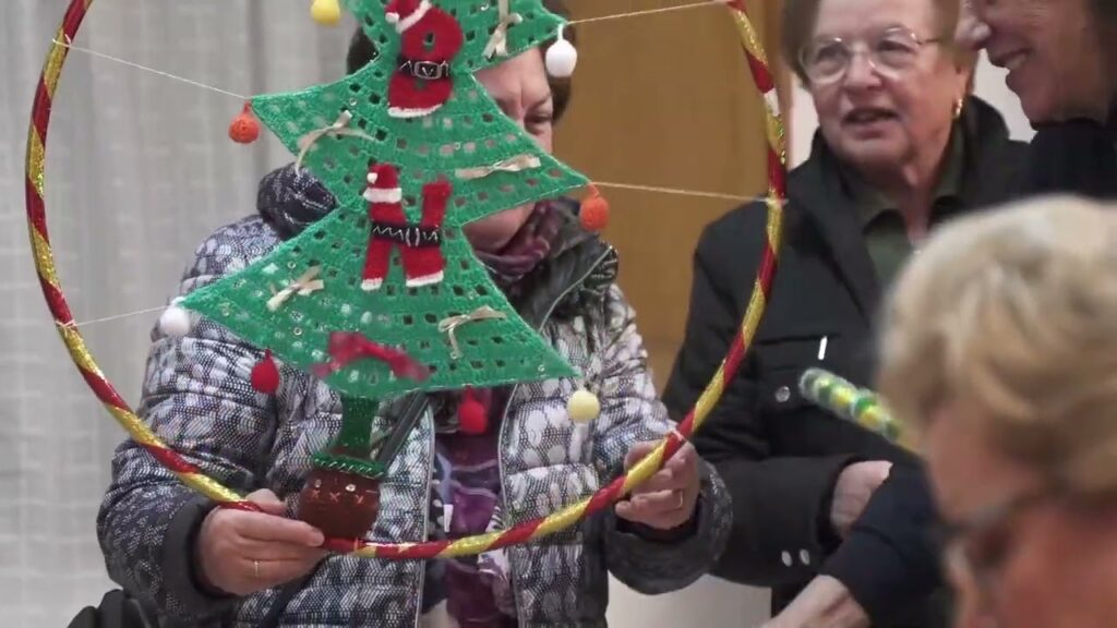 Gli addobbi natalizi a Petralia Sottana