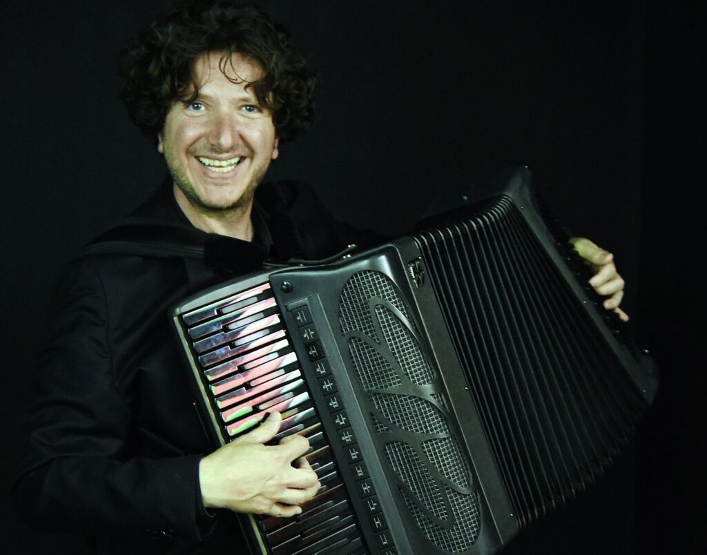 “Musica tra i reperti”: concerto di Pierpaolo Petta al museo del sito archeologico di Himera