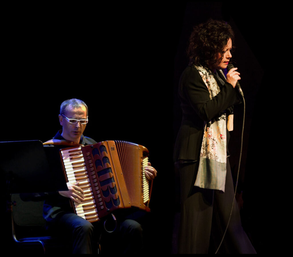 Antonella Ruggiero in concerto:”Una voce, una fisarmonica”