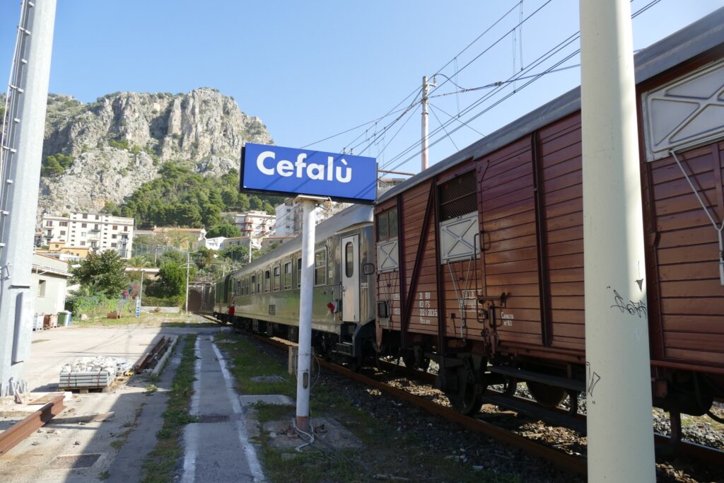 Treni, aumentano i collegamenti tra Palermo e Cefalù nei festivi
