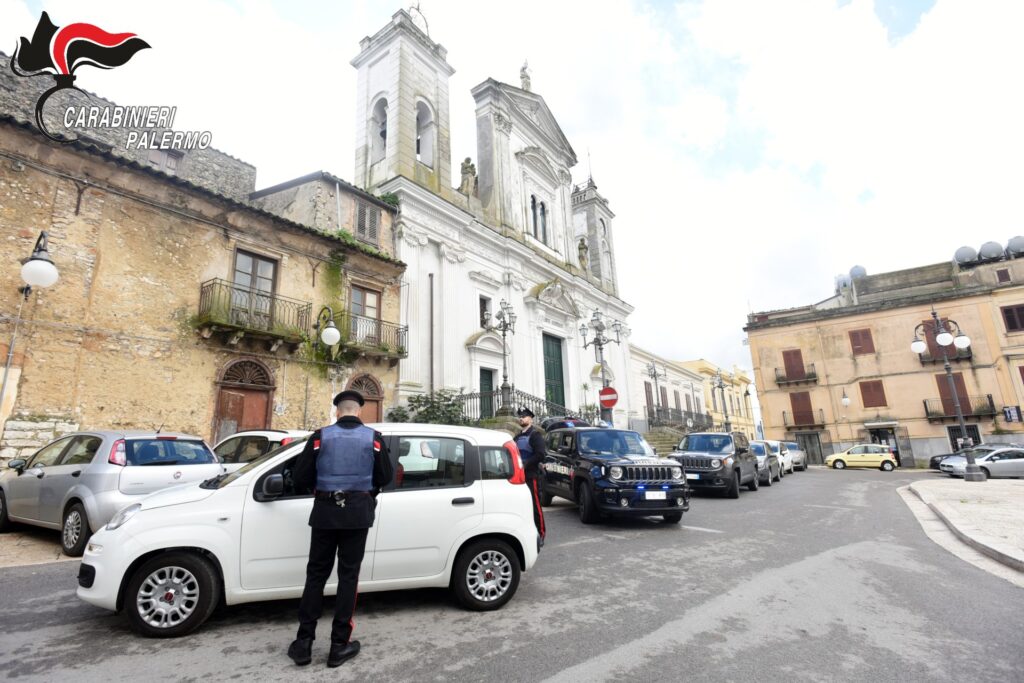 Due catanesi arrestati per truffa agli anziani