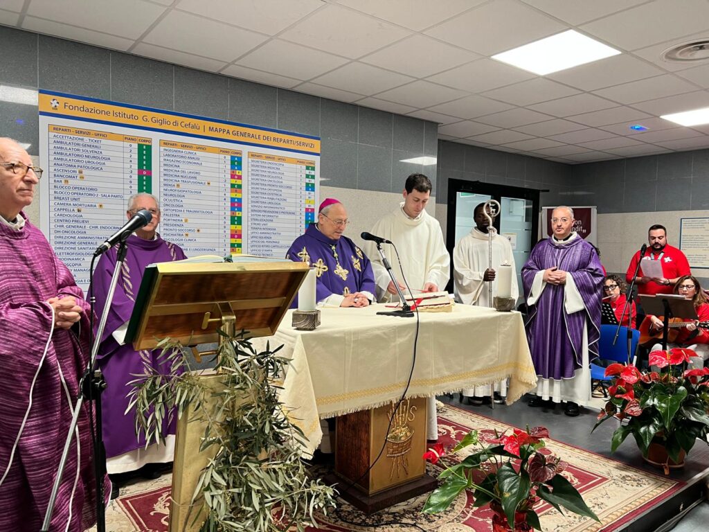 Pasqua, messa del Vescovo in Ospedale nell’anniversario dell’ingresso in diocesi
