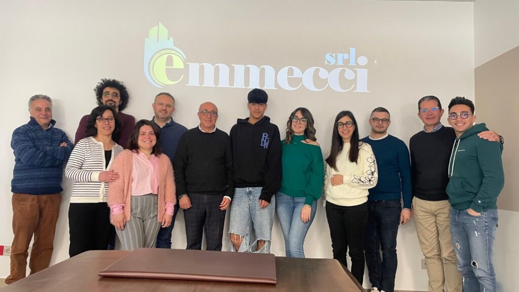 Gangi, “La scuola torna a lavoro”