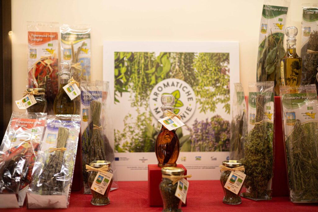 PROMUOVERE L’USO DELLE ERBE AROMATICHE PRODOTTE SULLE MADONIE: CONCLUSO PROGETTO