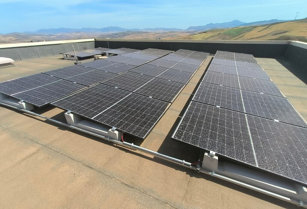 In provincia di Palermo operativi nuovi impianti fotovoltaici sui tetti degli uffici postali
