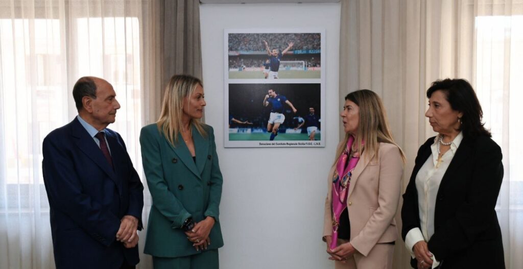 Calcio, Schifani e Amata intitolano a Totò Schillaci una sala dell’assessorato regionale dello Sport