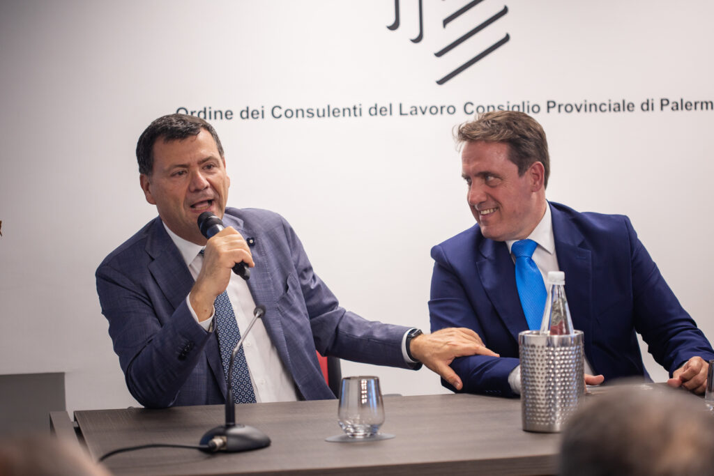 Lavoro,300 cv, 7 imprese e 9 scuole per il Truck del lavoro il 9 maggio a Palermo