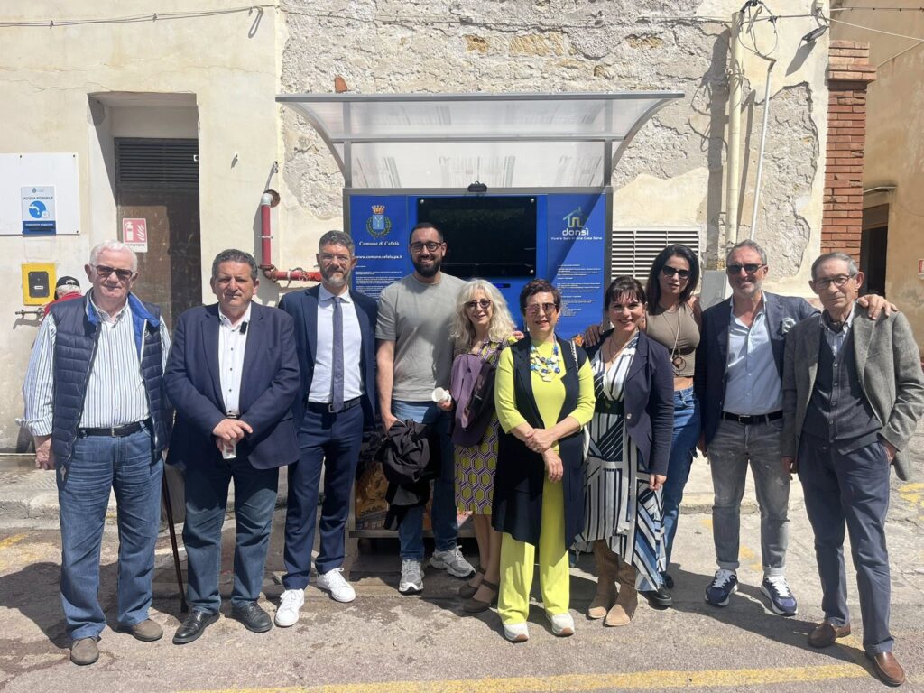 Cefalù. Tre distributori di acqua da bere