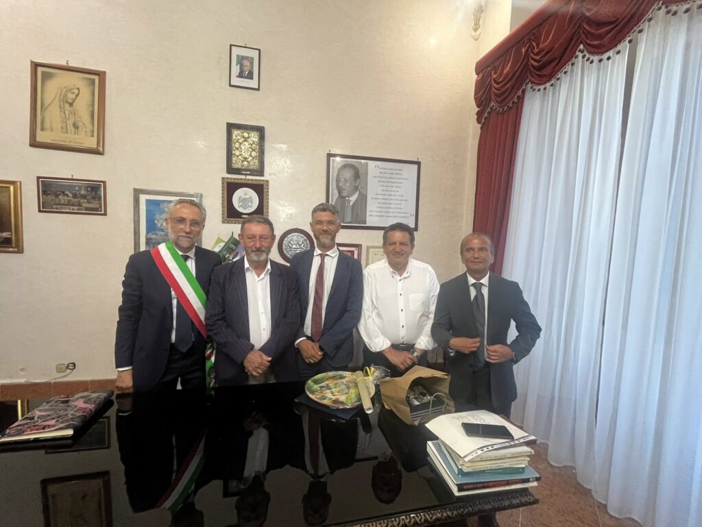 Michele Serra è cittadino onorario di Polizzi Generosa