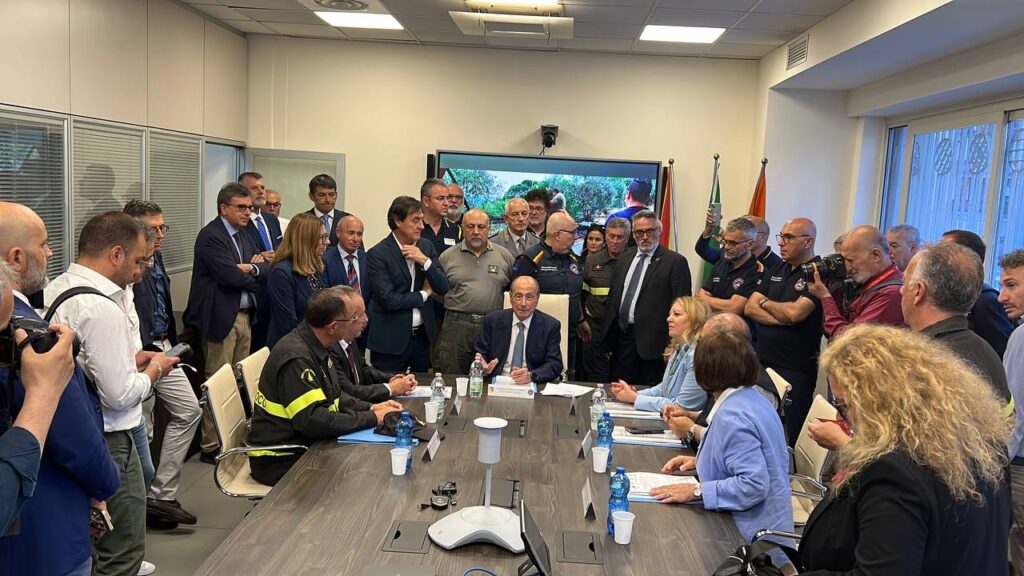Emergenze e incendi, inaugurata la Sala operativa unica regionale. Schifani: «Maggiore tempestività e coordinamento per interventi più efficaci»