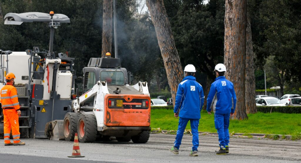 Terna e Comune di Palermo: proseguono i lavori di asfaltatura delle strade interessate